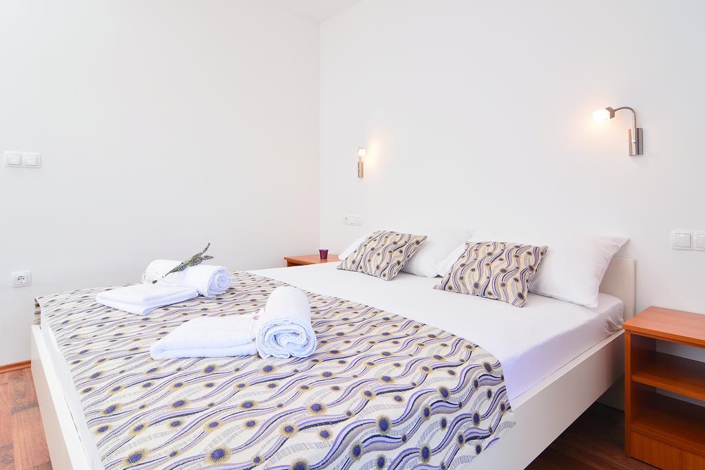 Apartments Juka Hvar Town Ruang foto