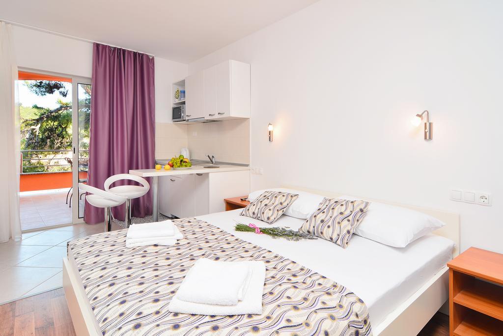 Apartments Juka Hvar Town Ruang foto