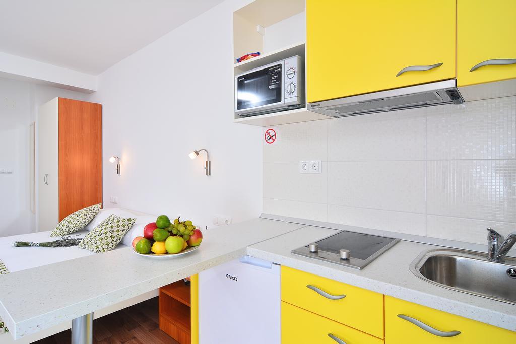 Apartments Juka Hvar Town Bagian luar foto